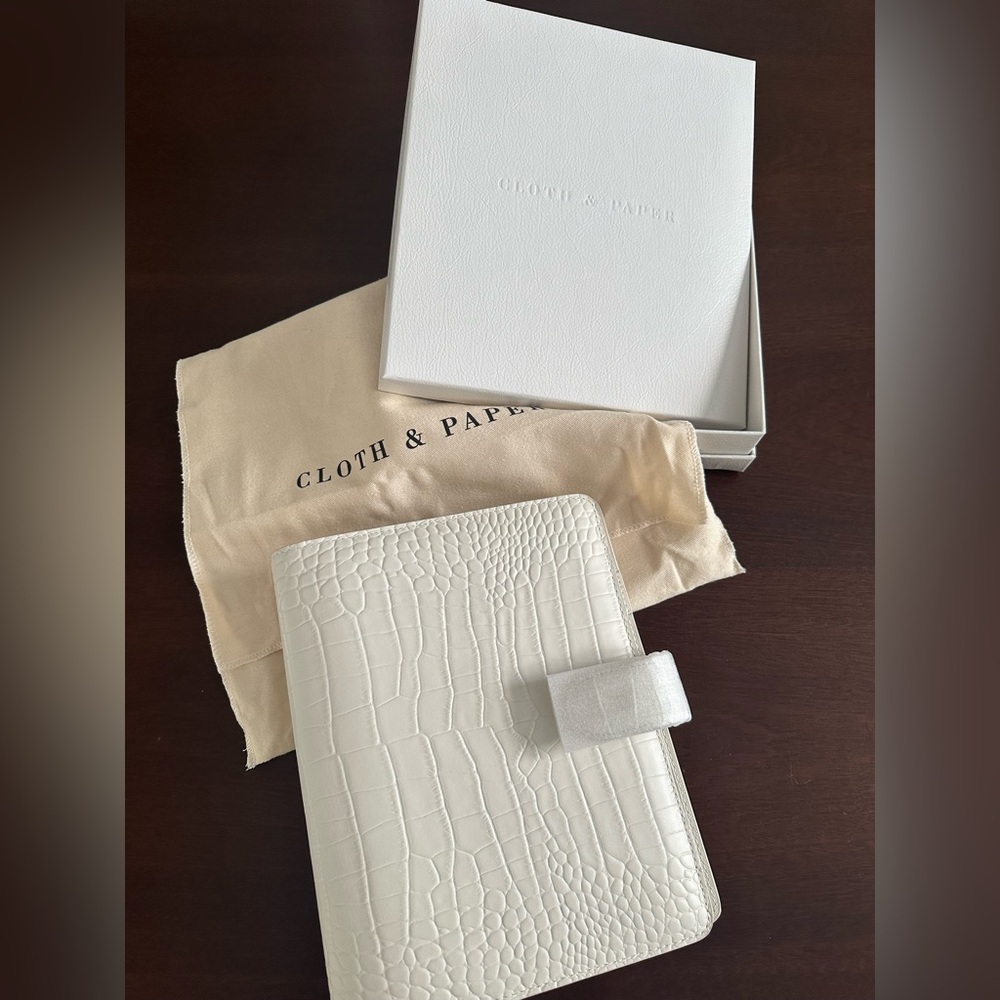 Brand New | Cloth and Paper | A5 6-Ring White Croc Leather Planner / Agenda